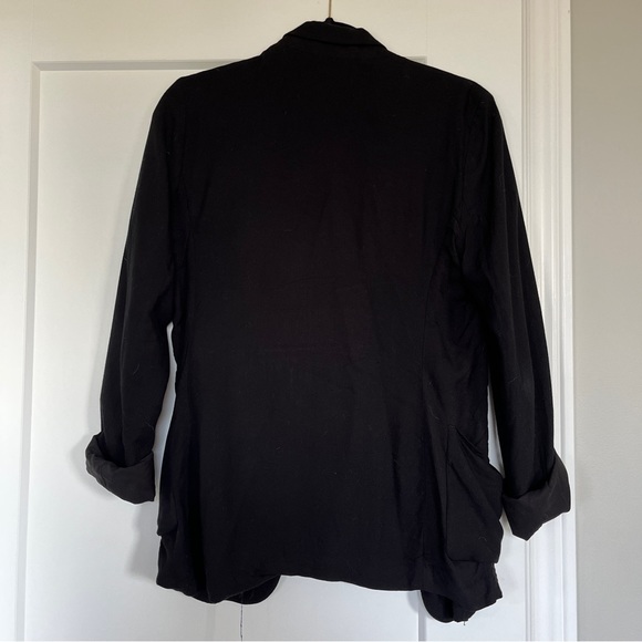Aritzia Black Talula Kent Blazer size 4 - Picture 8 of 8